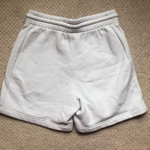 TNA Sweatshorts - Picture 2 of 3